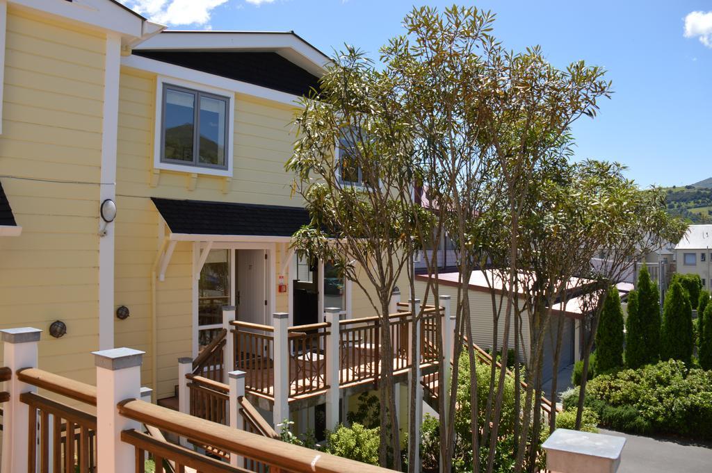 Bruce Waterfront Apartments Akaroa Exterior photo